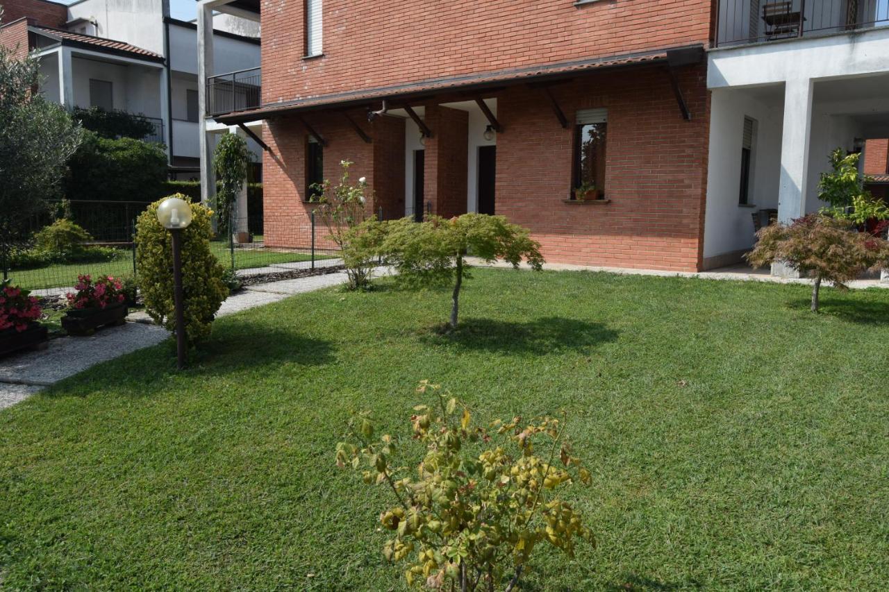 B&B Villa Lodigiana Бругерио Экстерьер фото